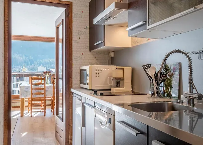 Apartment With Balcony In *